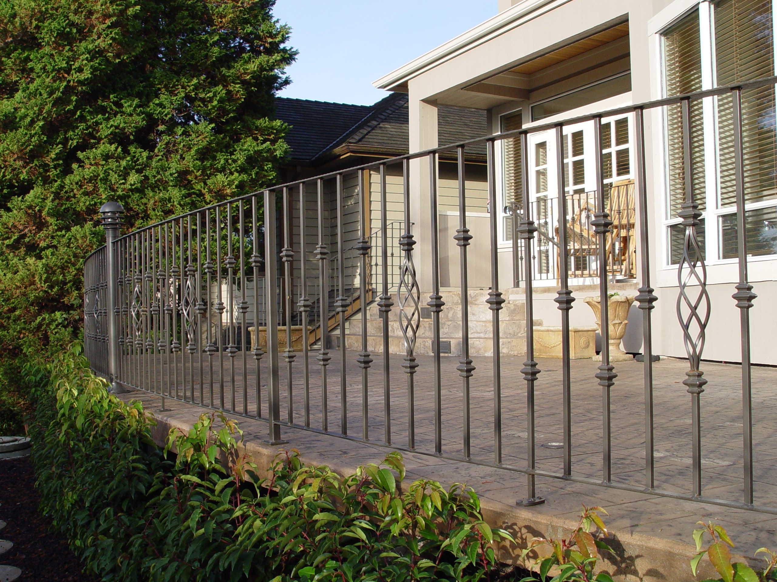 decorative iron fencing
